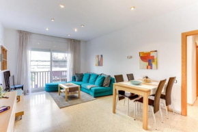 Bright and Spacious 3 Bedroom Close to the Beach